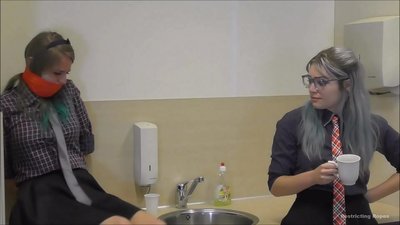 సంబంధిత పోర్న్